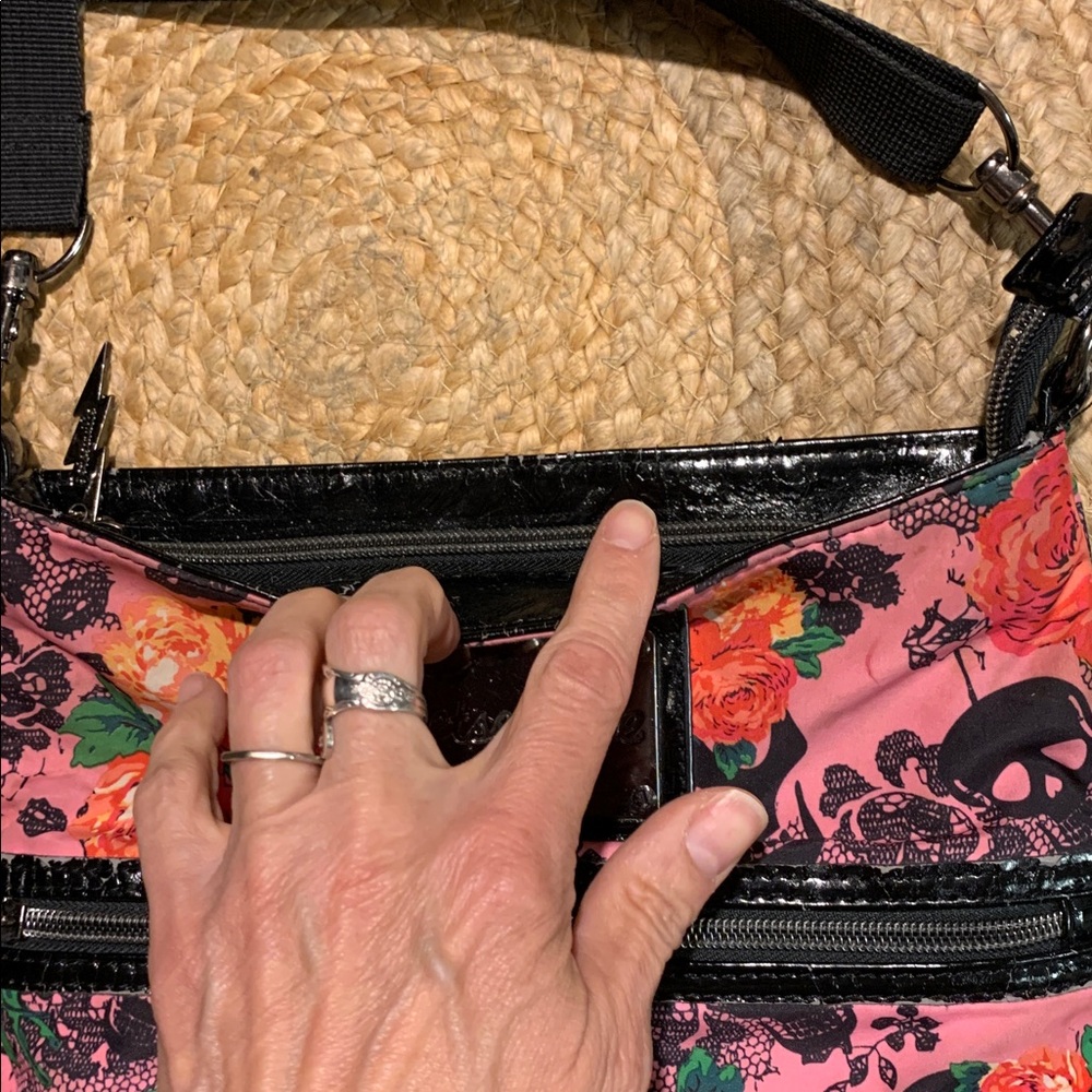 Betsey Johnson Pink Floral Skulls and Roses Crossbody Bag - Picture 9 of 16